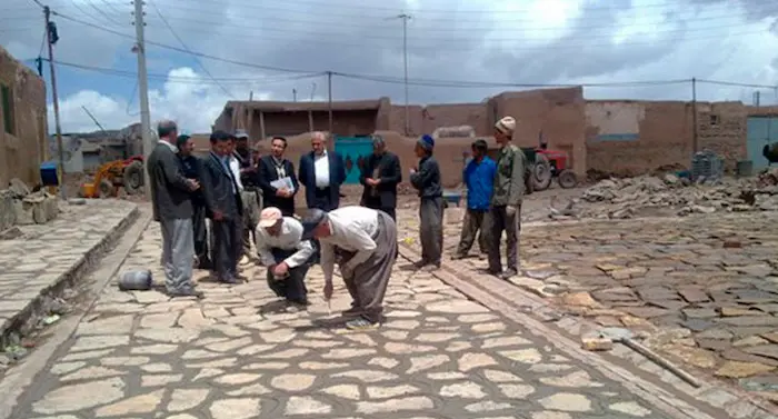 توسعه و سنگ فرش کردن روستا با طرح هادی 856746