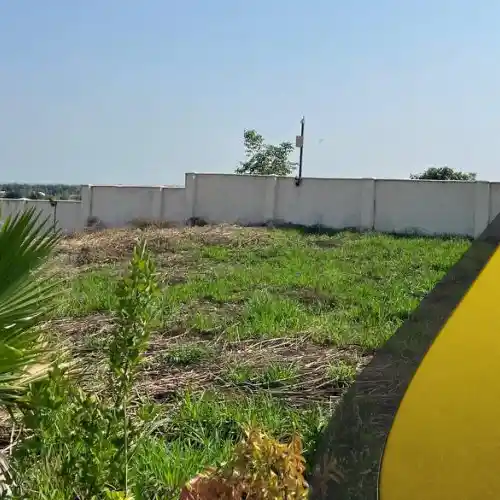 دیوارکشی زمین مسکونی آماده ساخت 550 متری در چاکسر
