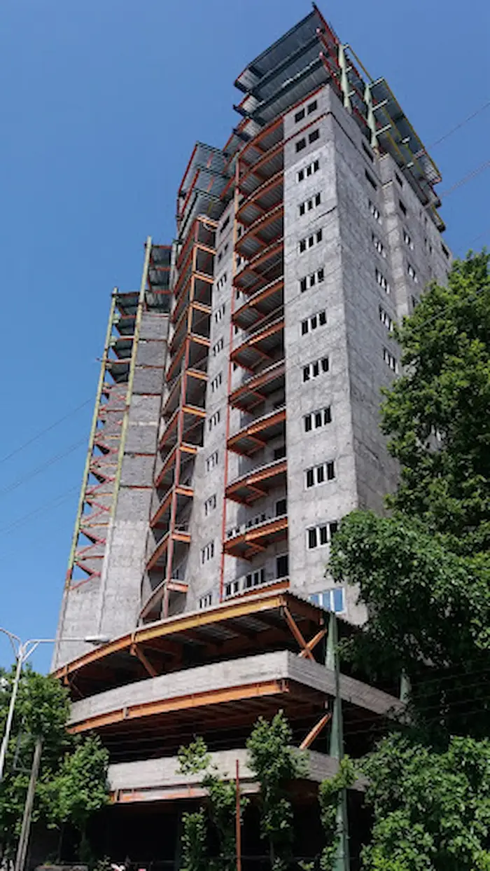 ساختمان تجاری در حال ساخت درشهرک قصردریا 54864744520