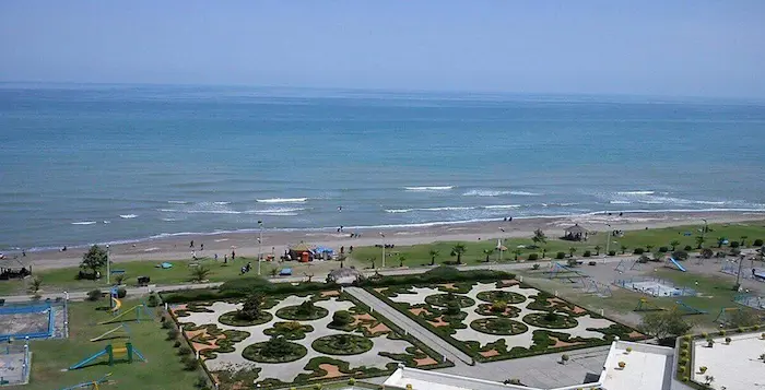 پارک سرسبز ساحلی ملت در شهر محموداباد 54546565421