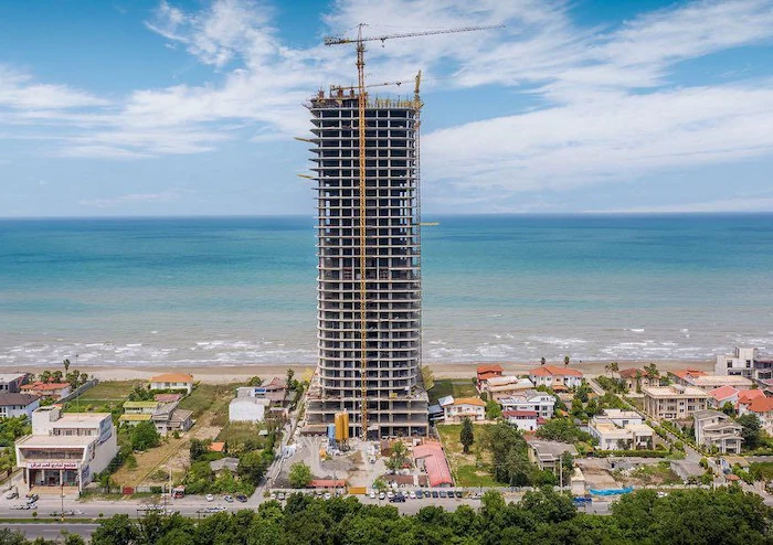 برج در حال ساخت مسکونی در مازندران 657687753745