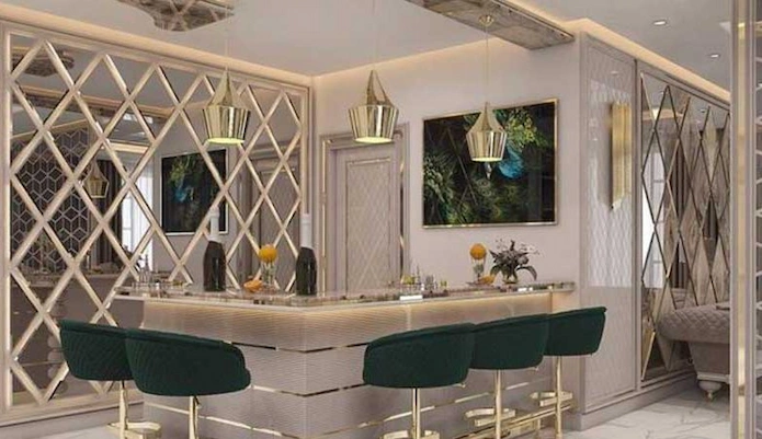 دیوارهای آیینه کاری شده در خانه با دکوراسیون سبز طلایی 4684985